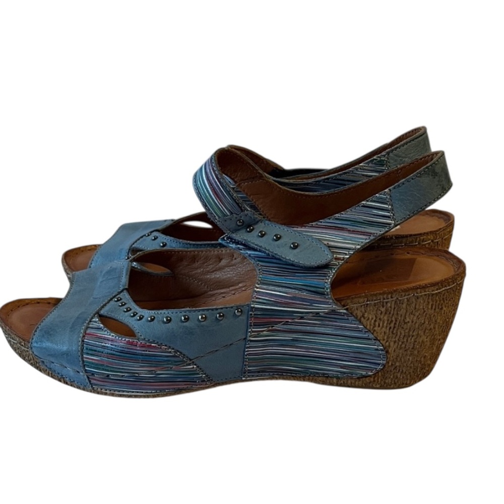 Karol’s Blue Stud Striped Leather Sandals Size 9 (40) EUC Boho Cottage-core